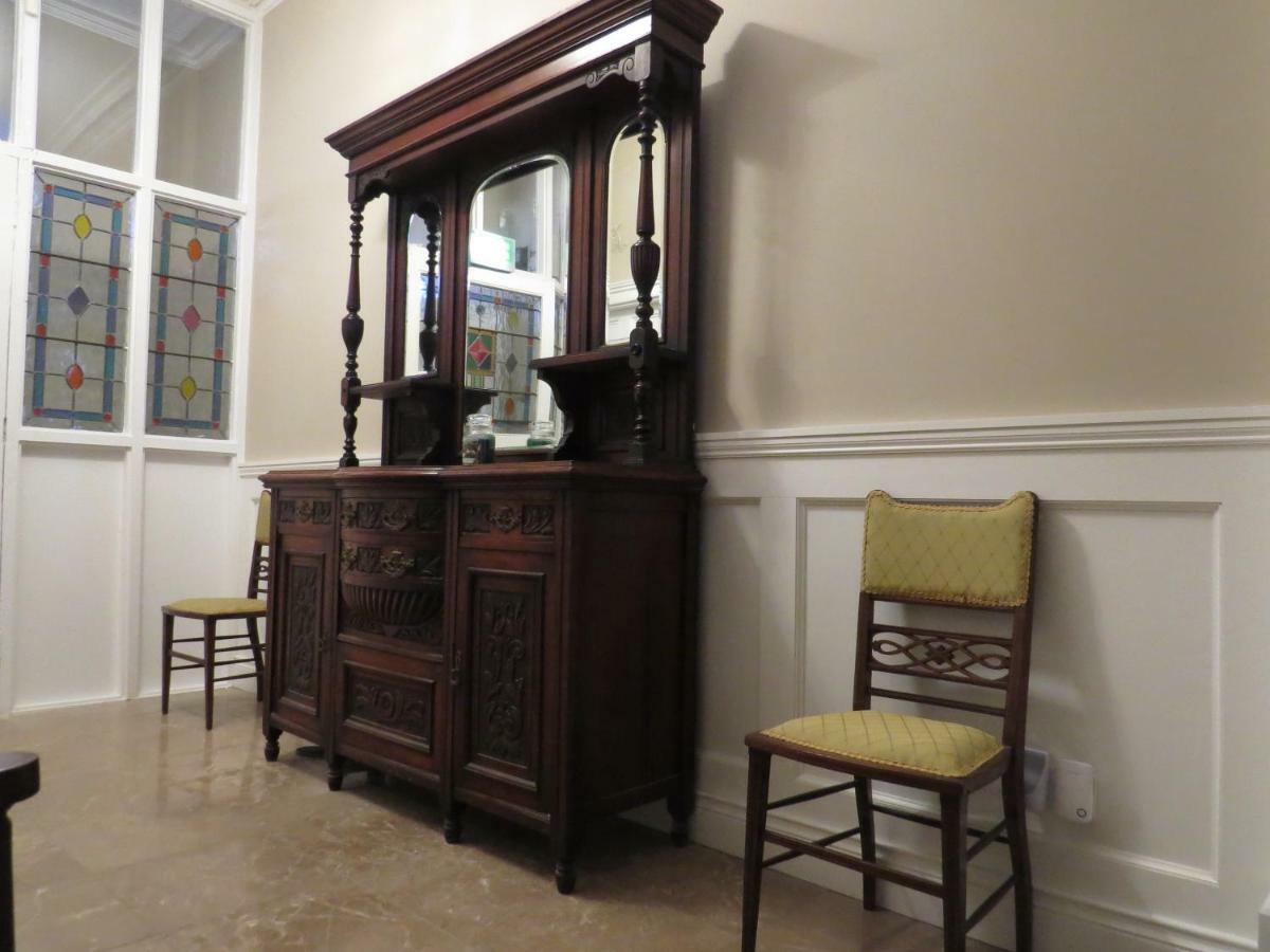 לינה וארוחת בוקר יוגאל Devon View House מראה חיצוני תמונה