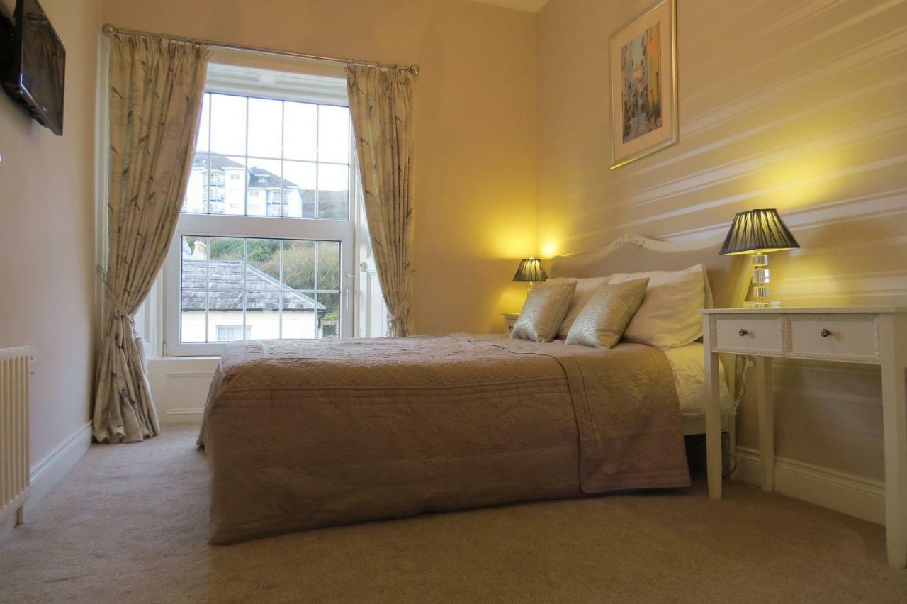 לינה וארוחת בוקר יוגאל Devon View House מראה חיצוני תמונה