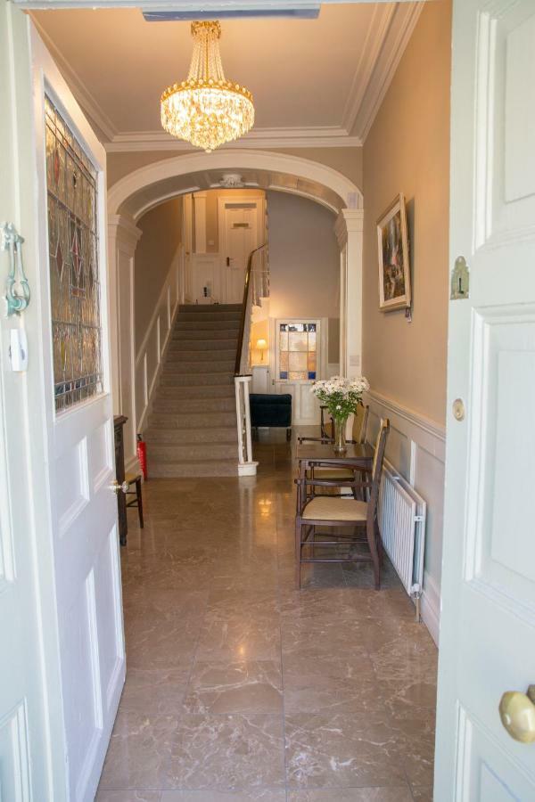 לינה וארוחת בוקר יוגאל Devon View House מראה חיצוני תמונה