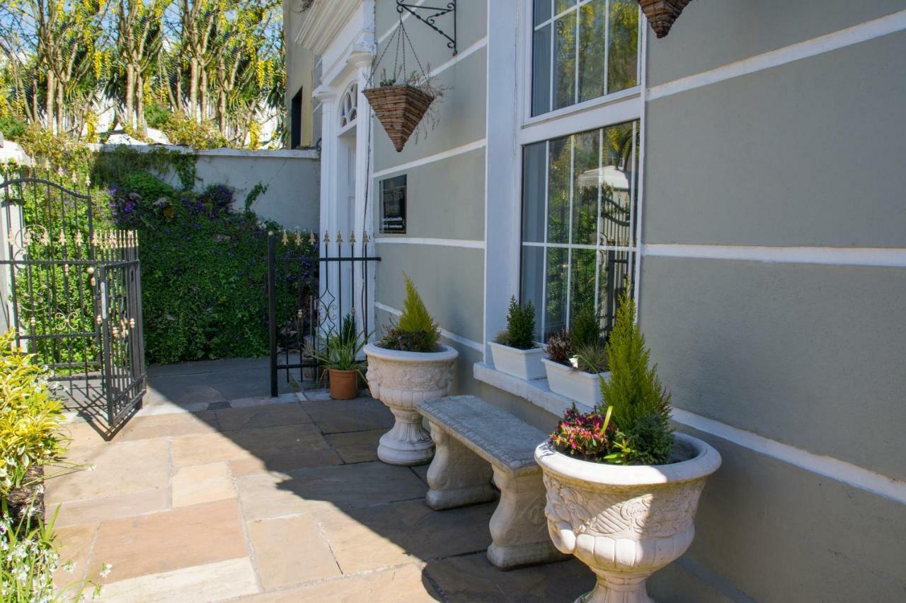 לינה וארוחת בוקר יוגאל Devon View House מראה חיצוני תמונה