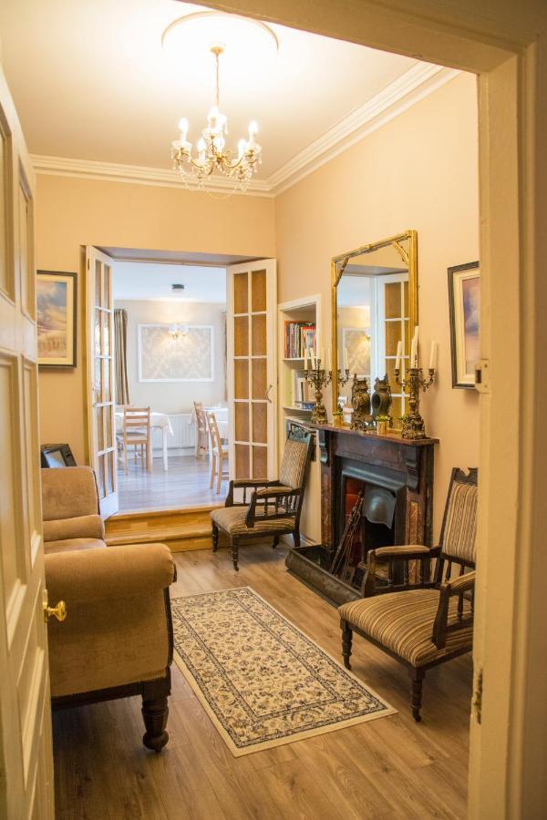 לינה וארוחת בוקר יוגאל Devon View House מראה חיצוני תמונה
